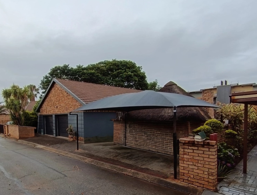 3 Bedroom Property for Sale in Waterval East North West